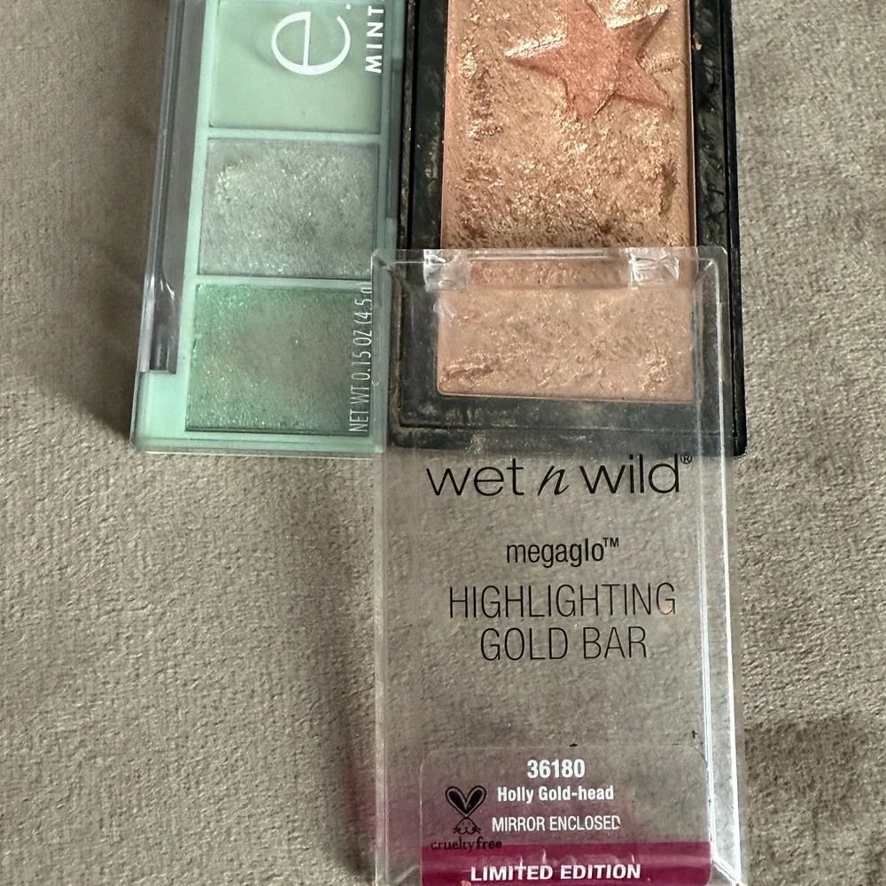 ELF Mint Melt Eyeshadow Palette - Green Shades. Makeup bundle